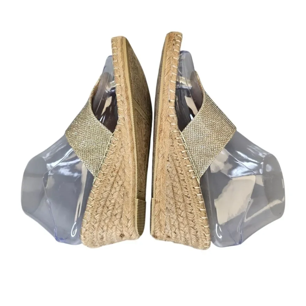 White Mountain Women's 6 Wedge Thong Jute Gold Shimmer Sandals